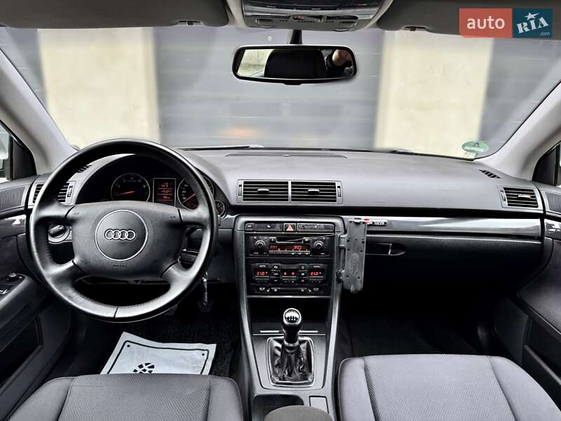 Седан Audi A4 2001 в Дрогобичі