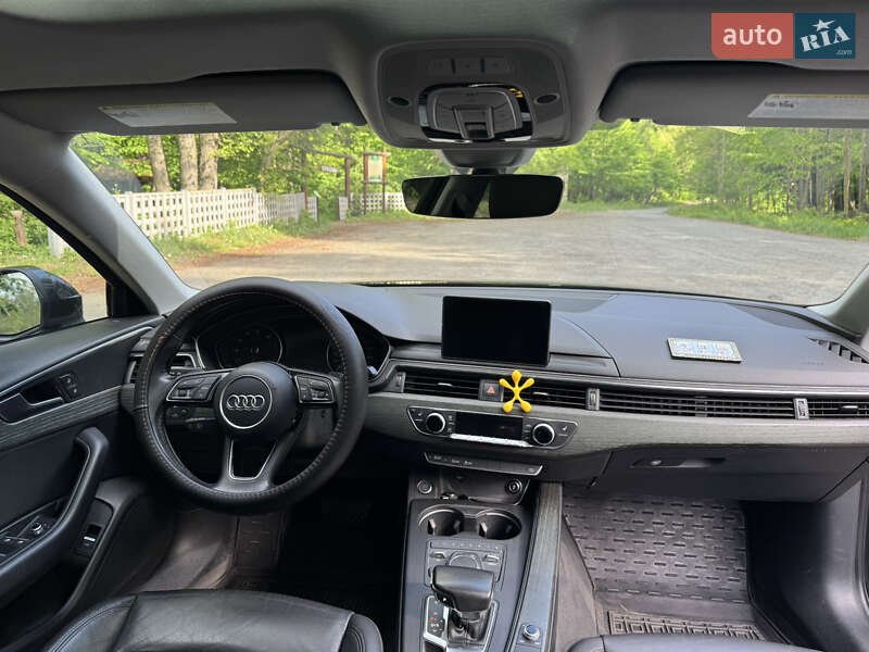 Седан Audi A4 2018 в Радомышле