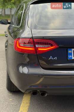 Універсал Audi A4 2012 в 