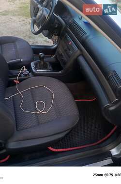 Седан Audi A4 1999 в 