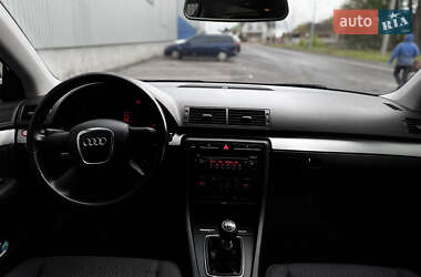 Седан Audi A4 2006 в 