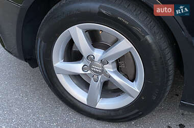 Седан Audi A4 2011 в 