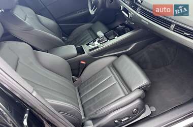 Седан Audi A4 2020 в 