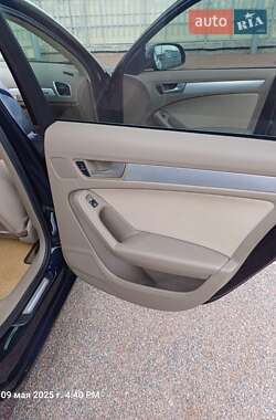 Седан Audi A4 2011 в 