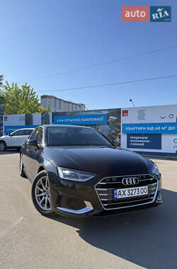 Седан Audi A4 2020 в 