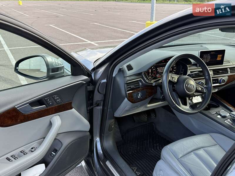 Седан Audi A4 2019 в Рівному