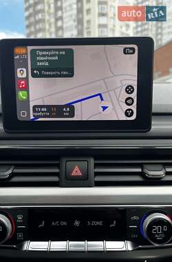 Седан Audi A4 2018 в 