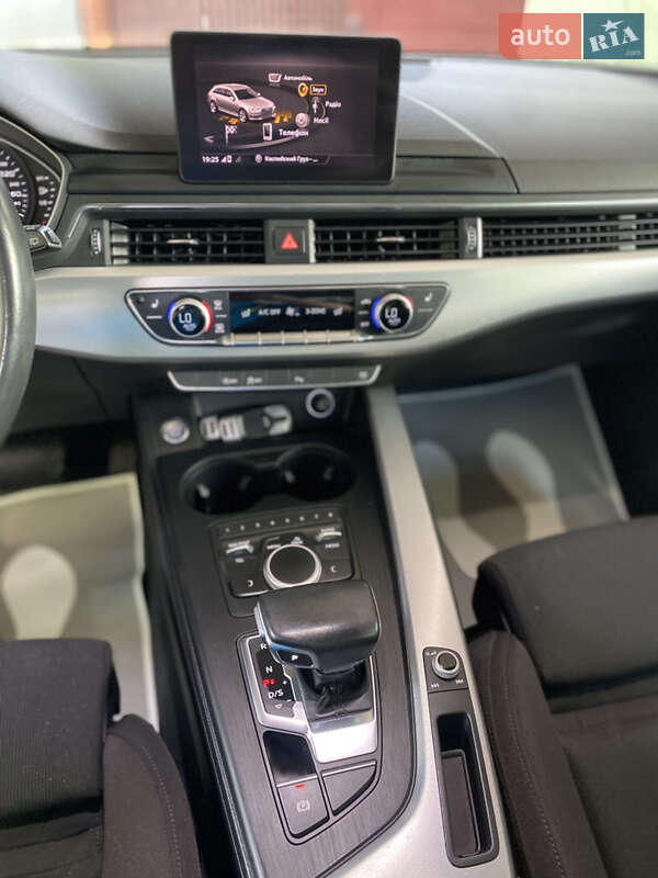 Універсал Audi A4 2017 в Володимирі