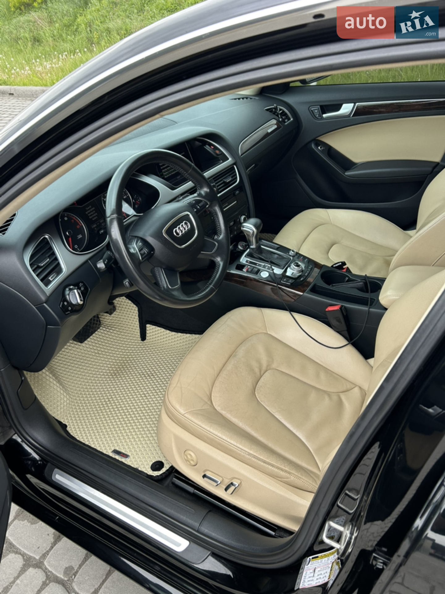 2013 Audi A4 - мініатюра 9