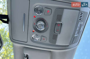 Седан Audi A4 2012 в 