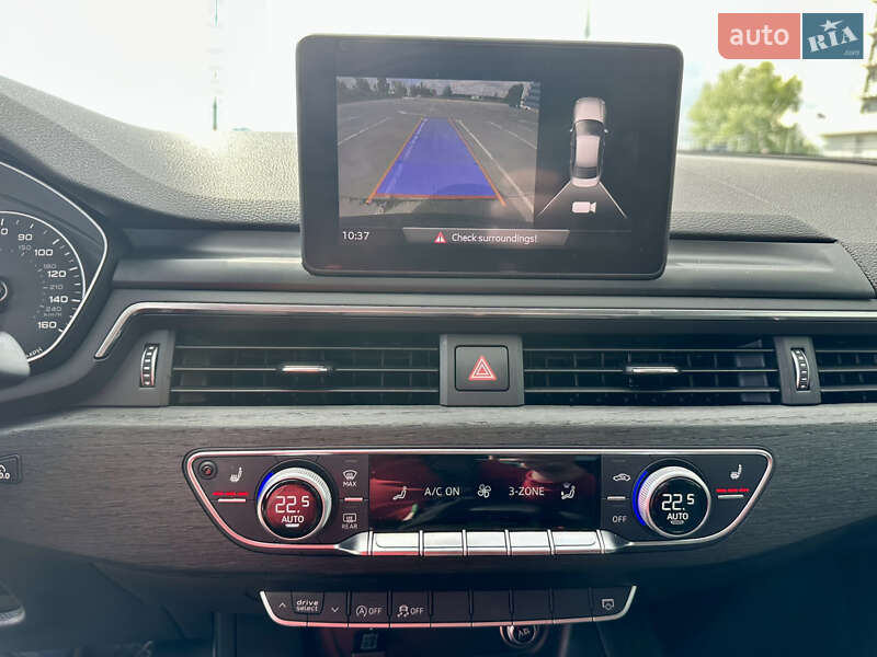 Седан Audi A4 2017 в Киеве