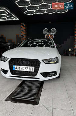 Седан Audi A4 2013 в Житомирі