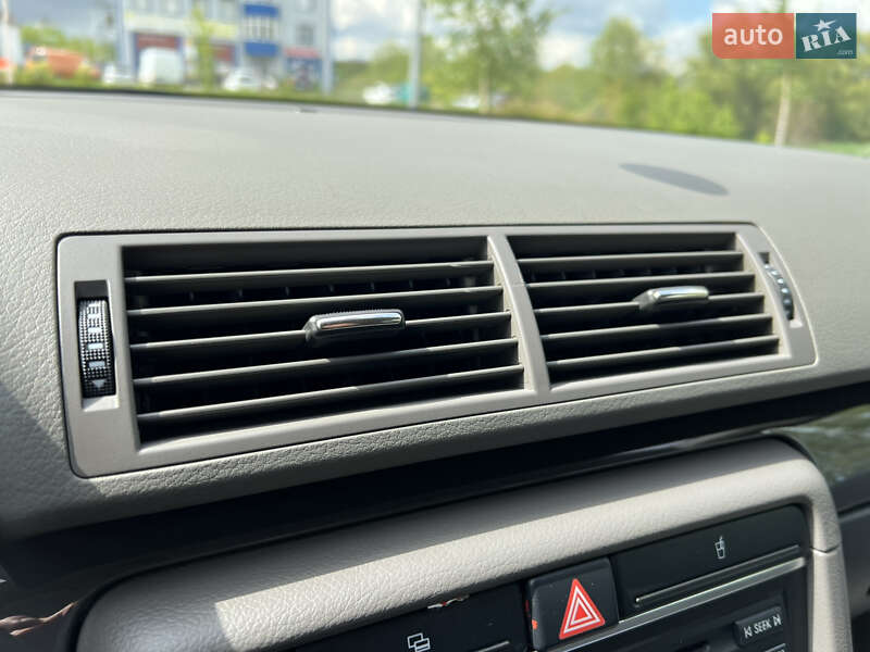 Седан Audi A4 2004 в Хмельницькому