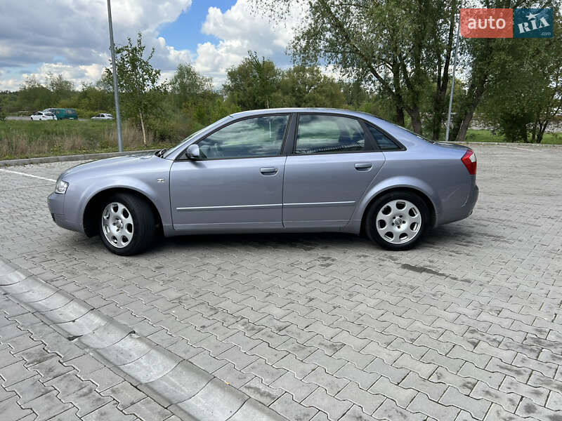 Седан Audi A4 2004 в Хмельницькому
