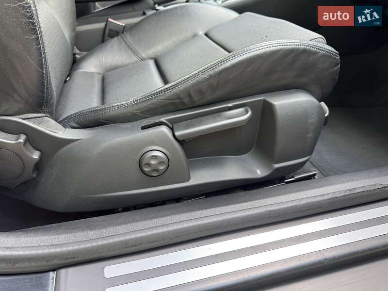 Кабріолет Audi A4 2004 в Києві