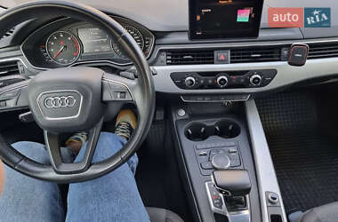 Седан Audi A4 2016 в 