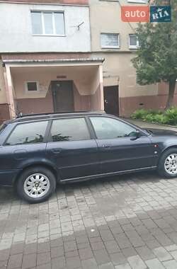 Універсал Audi A4 1996 в 