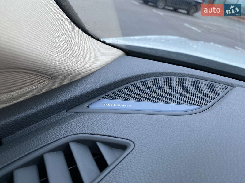 Седан Audi A4 2016 в Киеве