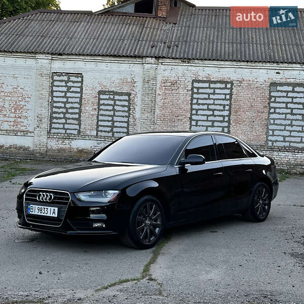 Седан Audi A4 2013 в Лубнах