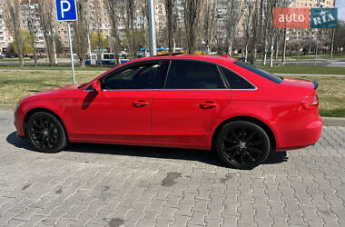 Седан Audi A4 2013 в 