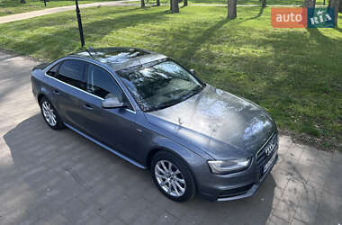 Седан Audi A4 2014 в 