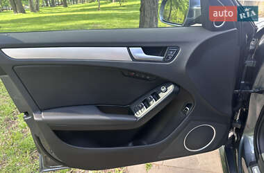 Седан Audi A4 2014 в 