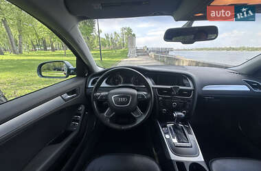 Седан Audi A4 2014 в 