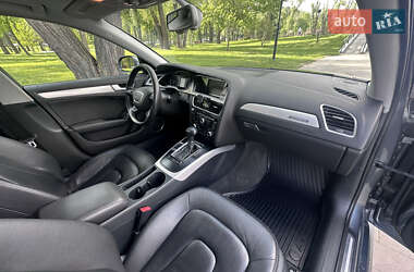 Седан Audi A4 2014 в 