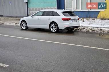 Универсал Audi A4 2016 в 