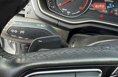Седан Audi A4 2020 в 