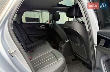 Седан Audi A4 2020 в 