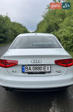 Седан Audi A4 2013 в 