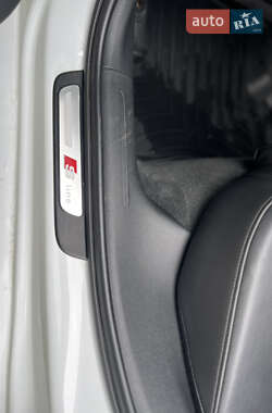 Седан Audi A4 2013 в 