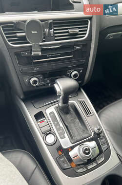 Седан Audi A4 2013 в 