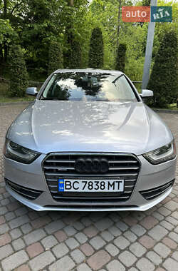 Седан Audi A4 2015 в 