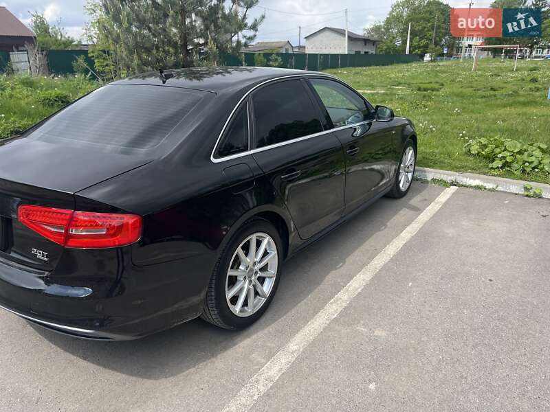 Седан Audi A4 2014 в Дружбе