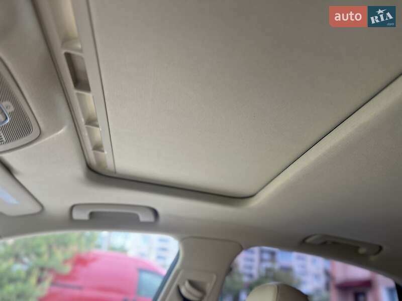 Седан Audi A4 2014 в Дружбе