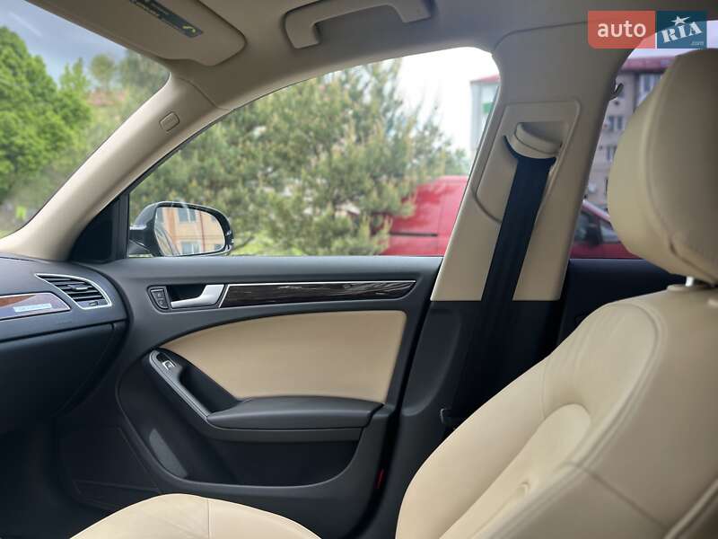 Седан Audi A4 2014 в Дружбе