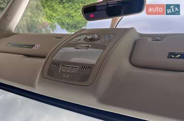 Седан Audi A4 2014 в 
