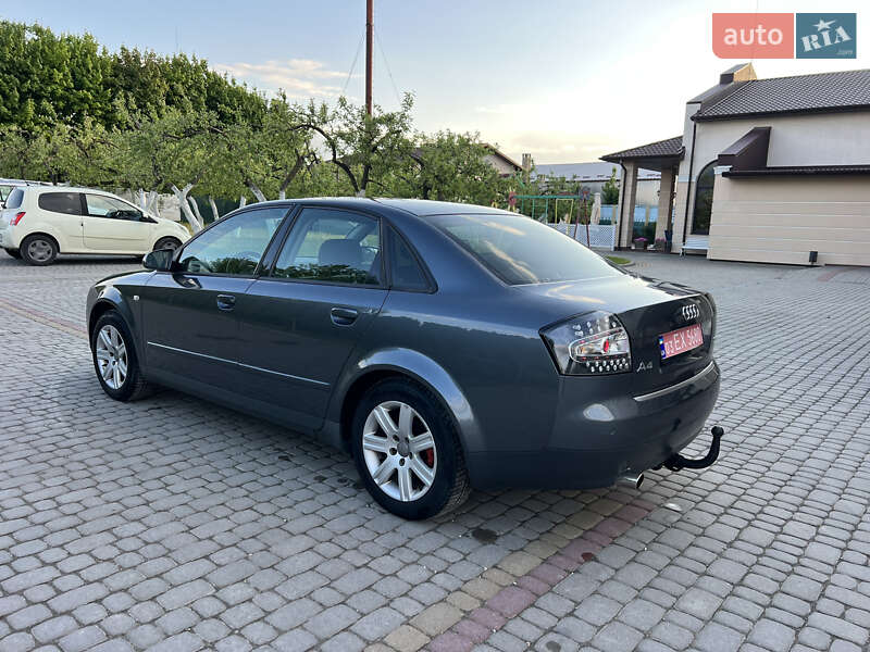 Седан Audi A4 2001 в Дунаевцах