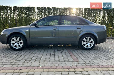 Седан Audi A4 2001 в 