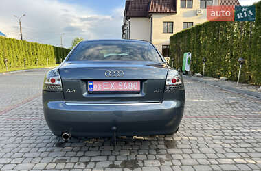 Седан Audi A4 2001 в 