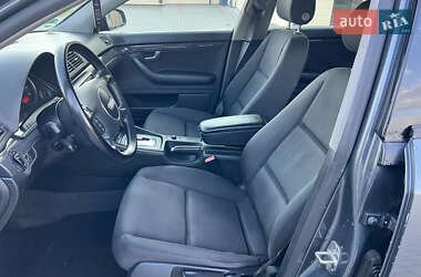 Седан Audi A4 2001 в 
