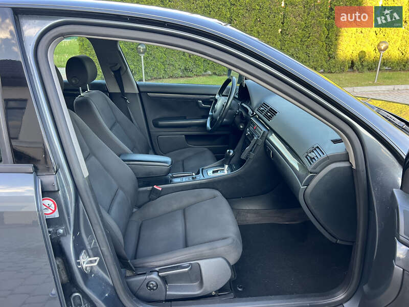 Седан Audi A4 2001 в Дунаевцах