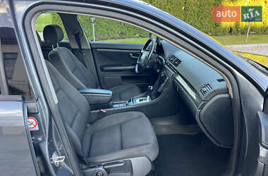 Седан Audi A4 2001 в 