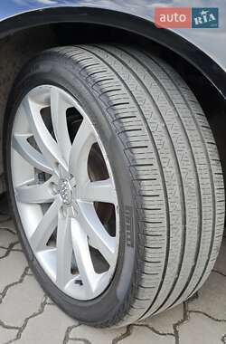 Седан Audi A4 2013 в 