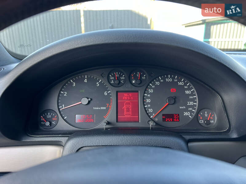 Универсал Audi A4 2001 в Хмельницком