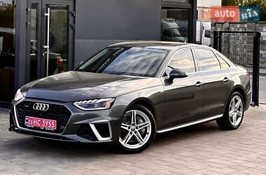 Седан Audi A4 2020 в Ровно