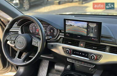 Седан Audi A4 2020 в 