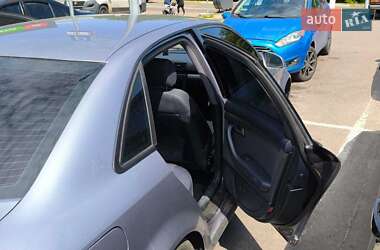 Седан Audi A4 2004 в 